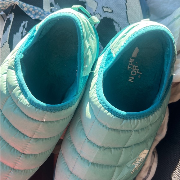 The NorthFace thermoBall traction mule - Picture 4 of 7